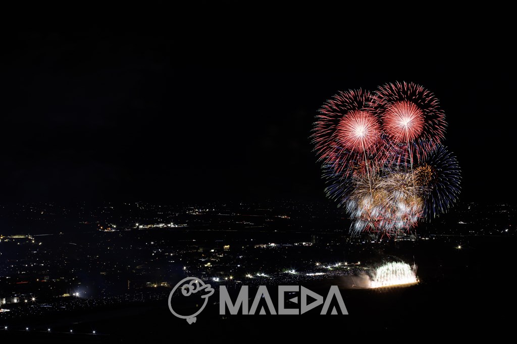 スペシャルスターマイン-大曲の花火 第97回全国花火競技大会